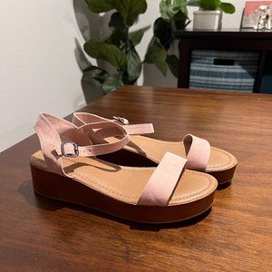 Lane Bryant 10W Pink Strap Wedge Sandals